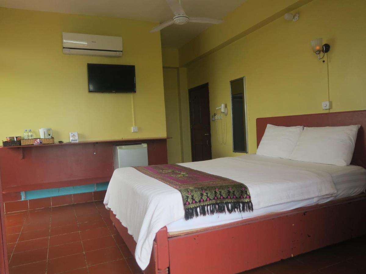 River Dolphin Hotel Kratie Exterior photo