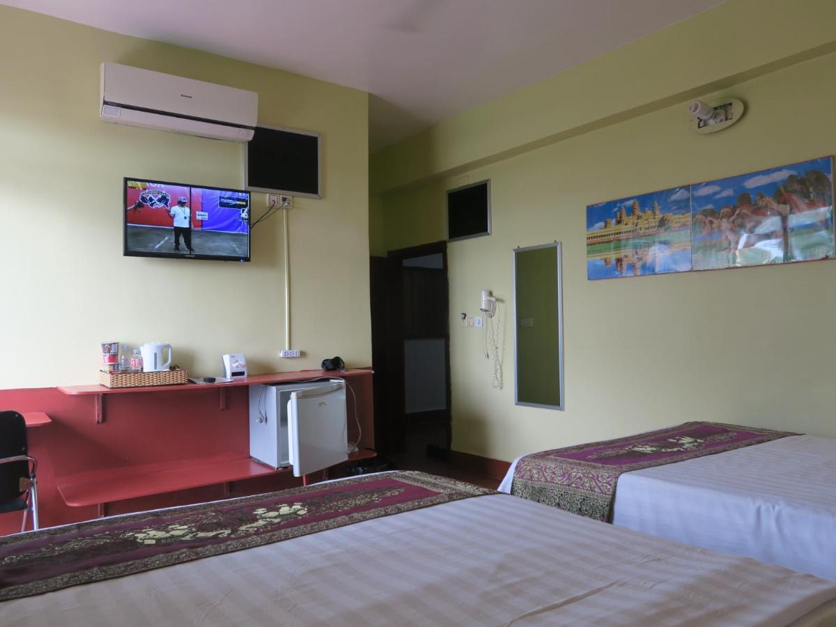 River Dolphin Hotel Kratie Exterior photo