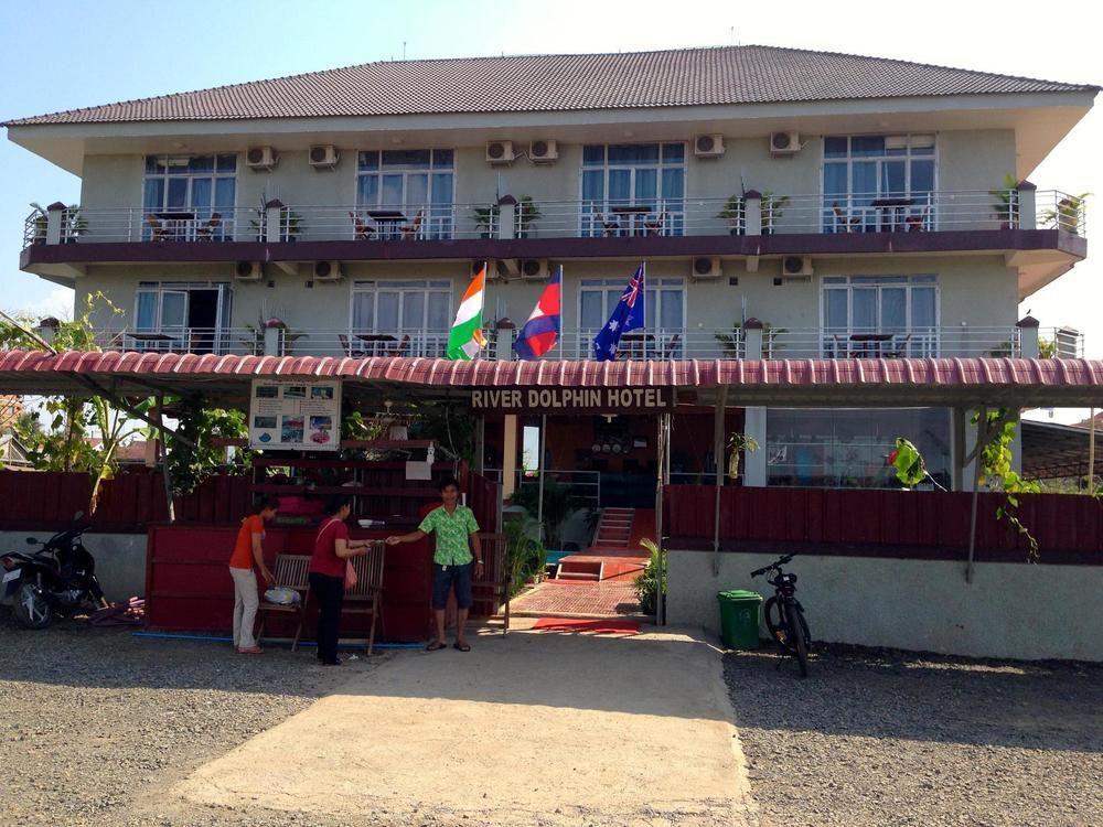 River Dolphin Hotel Kratie Exterior photo